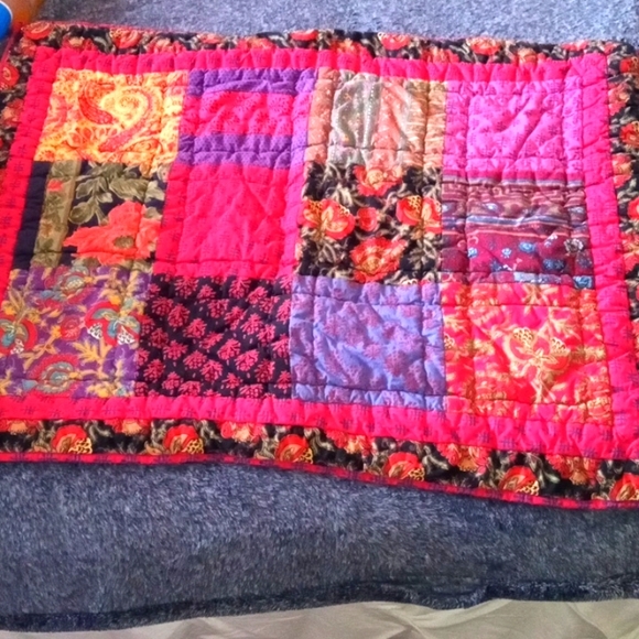 The Company Store/ 3 pieces/ 2 Big Pillow Shams and 1 Little Pillow Sham/ - Picture 2 of 16